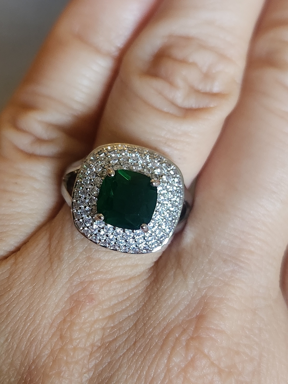 New 925 Silver Cushion Cut Emerald Diamond Adjustable Ring - Picture 11 of 13